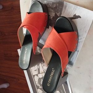 New, never worn. Chunky heel open toe clogs. Gorgeous. Size 11